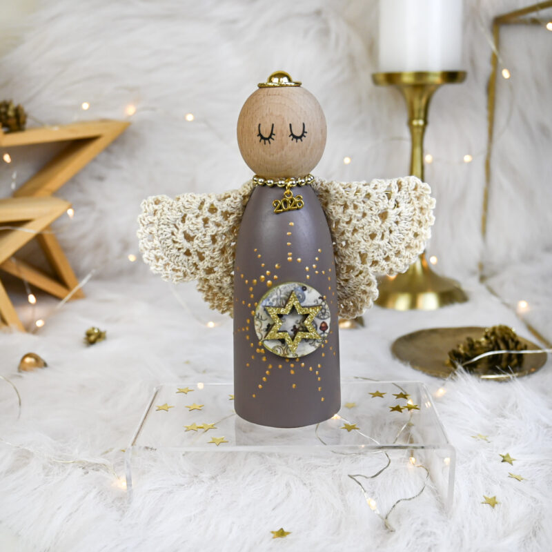 Αγγελάκι Ξύλινο B – Καφέ