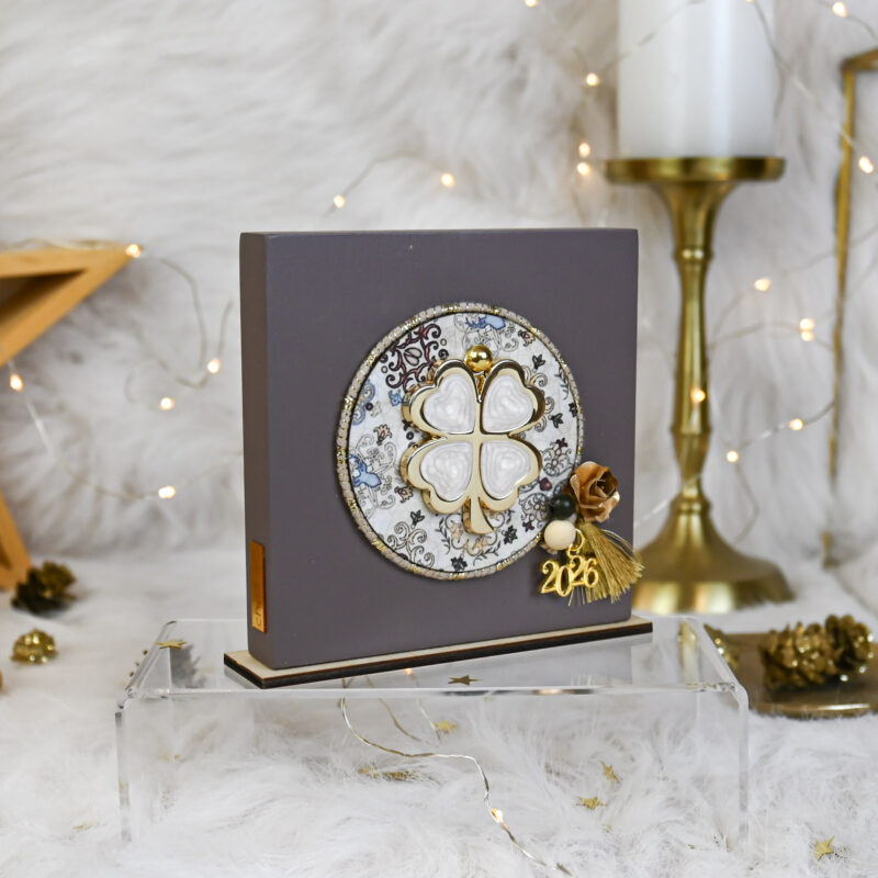 Διακοσμητική πλακέτα τετράγωνη – Καφέ - Image 2