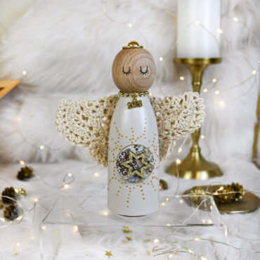 Αγγελάκι Ξύλινο B – Εκρού