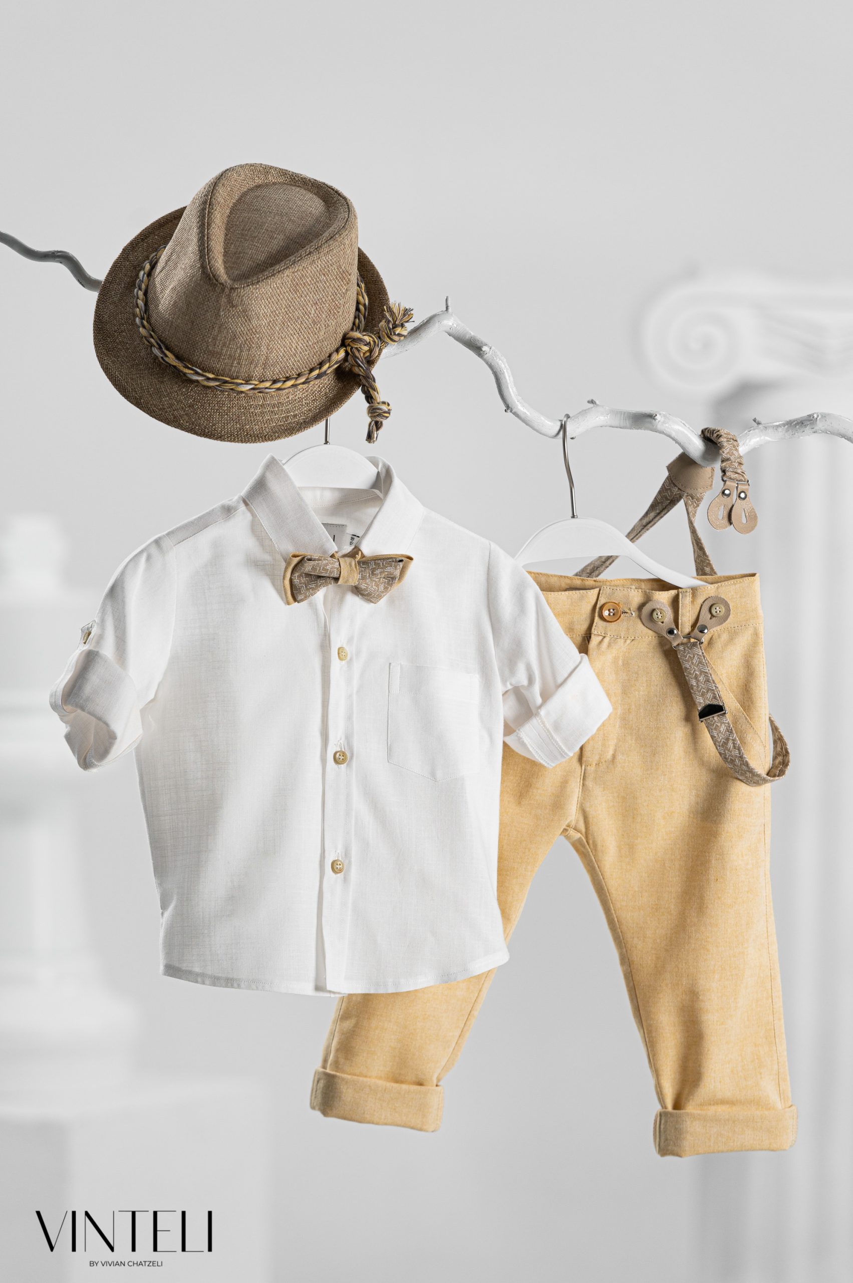 Βαπτιστικό Σετ Ρούχα Vinteli 5113 Με μπεζ Αξεσουάρ