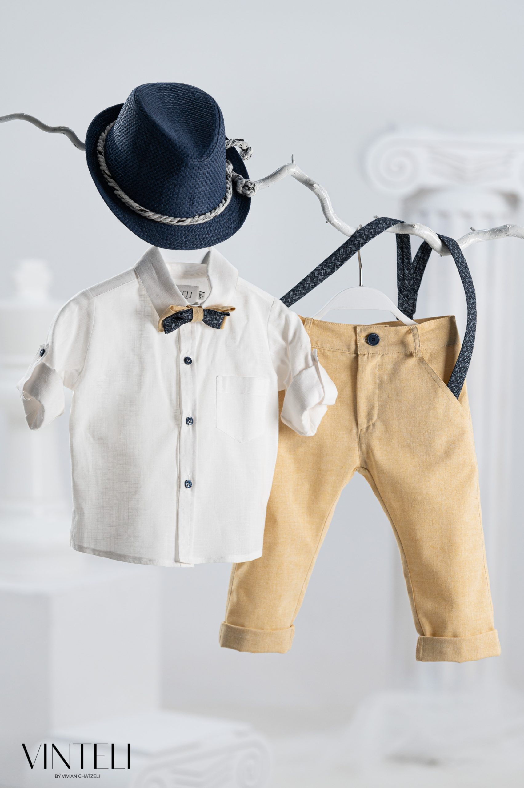 Βαπτιστικό Σετ Ρούχα Vinteli 5113 Με μπλε Αξεσουάρ