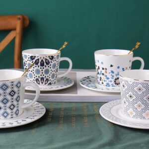 Κούπες με μοτίβα και πιατάκι