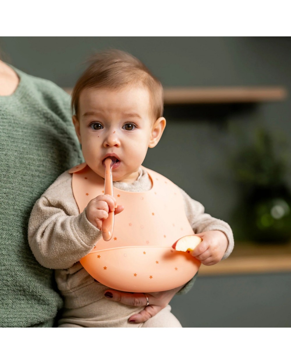 NATTOU SILICON. Σαλιάρα σιλικόνης με τύπωμα (ροδακινί) - Image 2