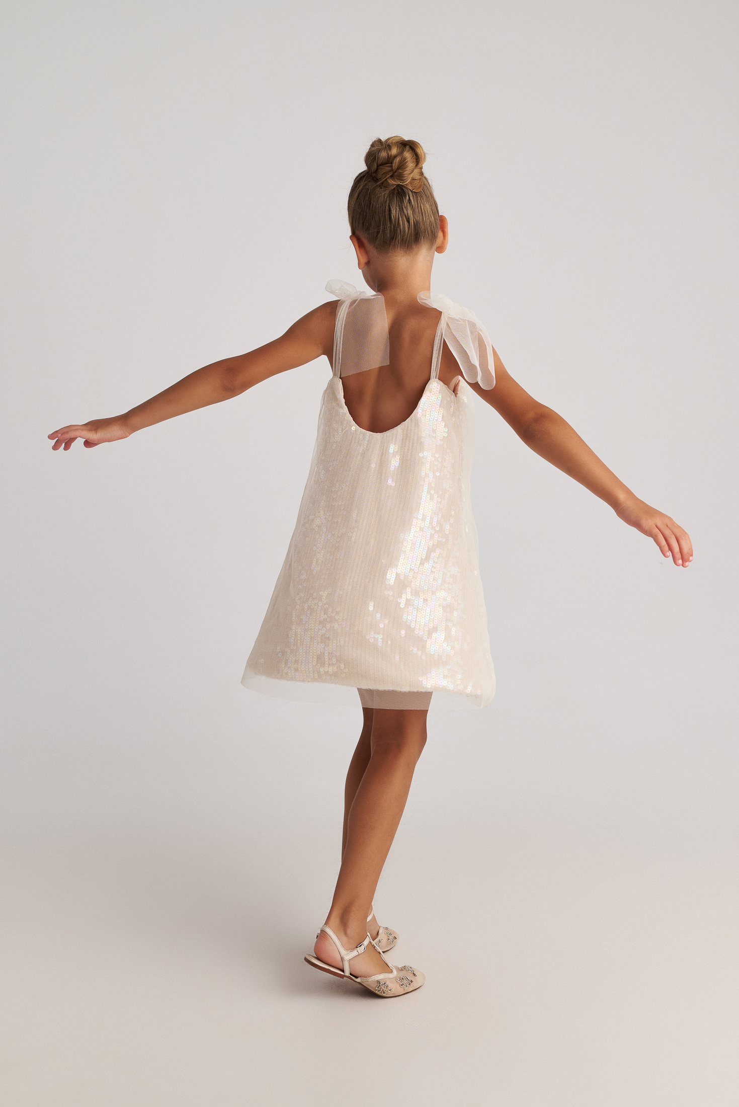 Two in a castle - Παιδικό Φόρεμα A-Line με Τούλι & Πέρλες (T7217) - Image 2