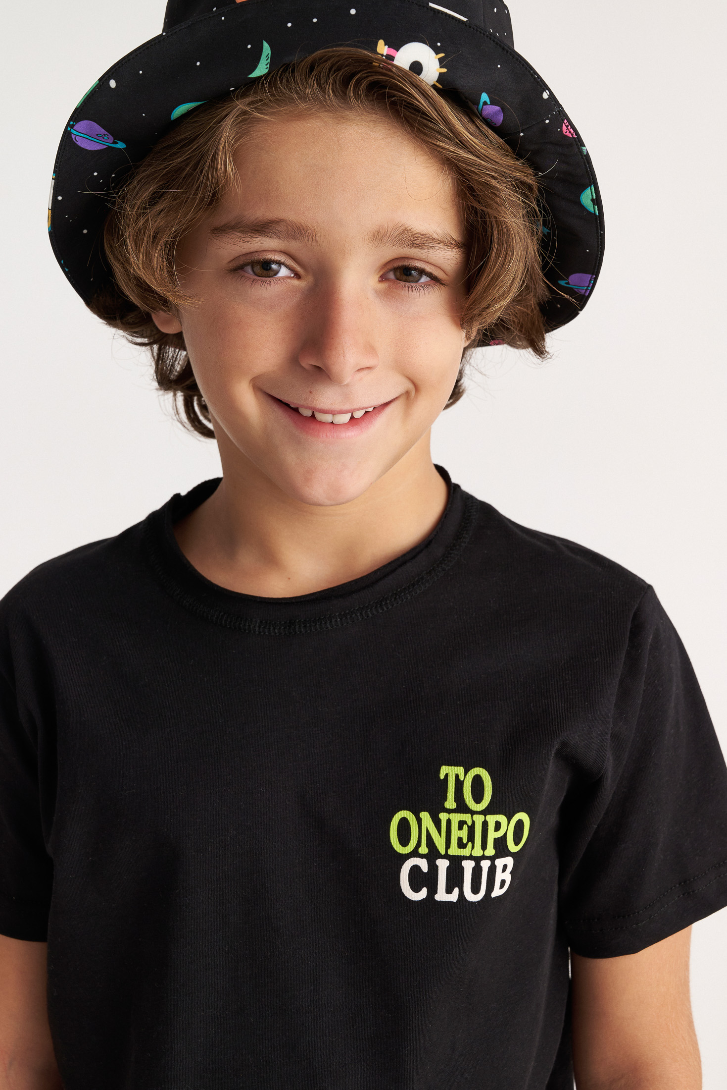 Two in a castle - Παιδικό Σετ Αγόρι “Chess Neon” – T-shirt “Όνειρο” & Μακρύ Allover Σορτς (T7351) - Image 2